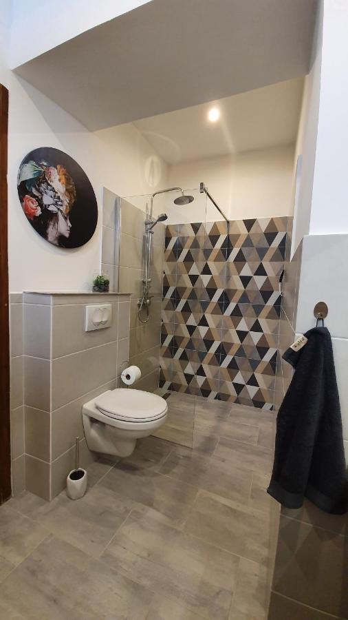 Bed and Breakfast Tisza White House Tiszaszolos Exterior foto