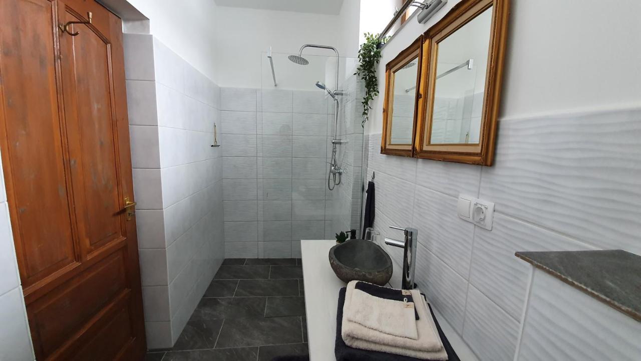 Bed and Breakfast Tisza White House Tiszaszolos Exterior foto
