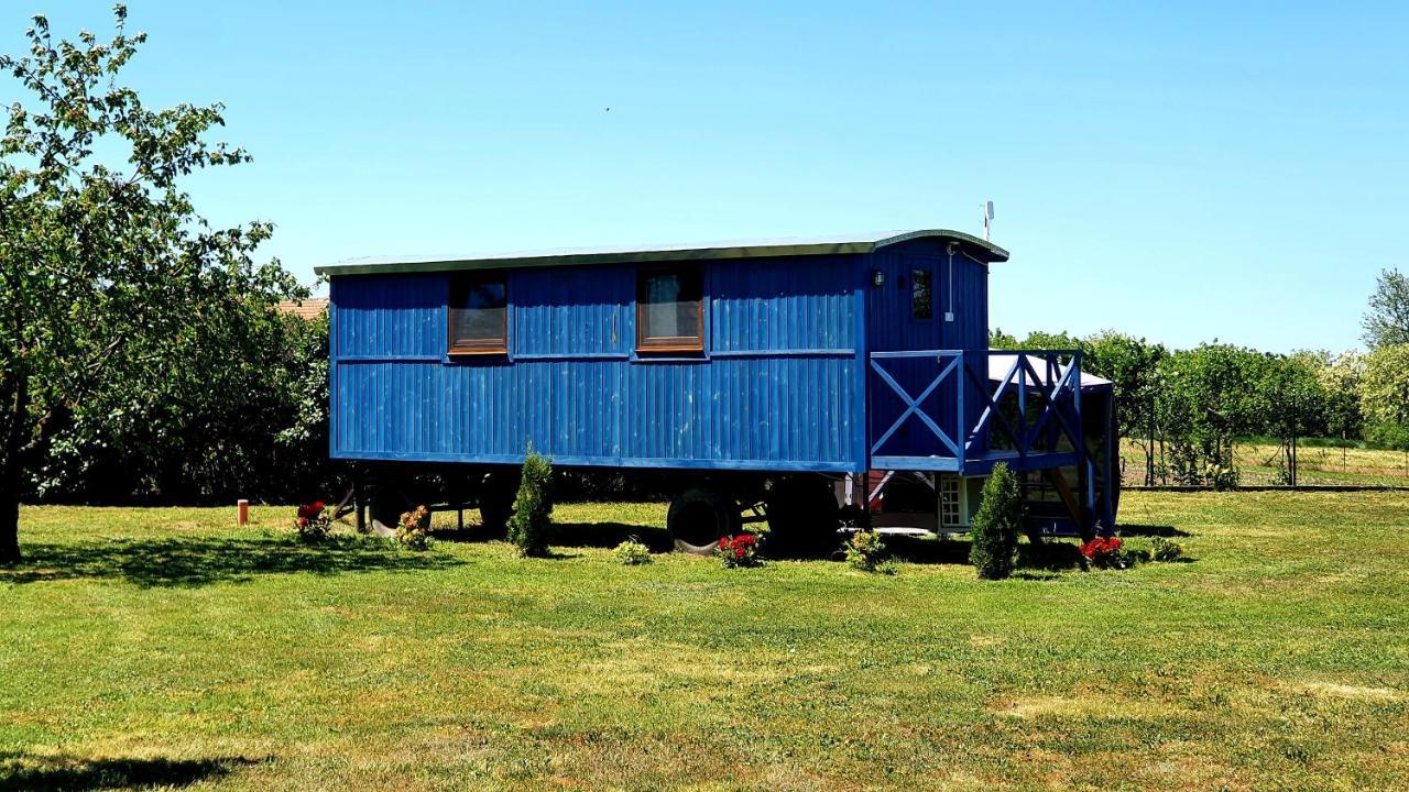 Bed and Breakfast Tisza White House Tiszaszolos Exterior foto