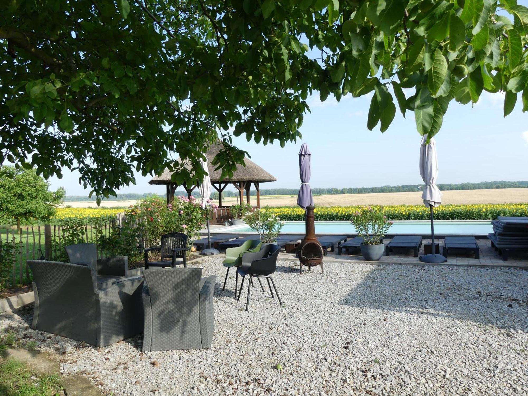 Bed and Breakfast Tisza White House Tiszaszolos Exterior foto